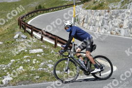 Photo #2721009 | 23-08-2022 13:40 | Passo Dello Stelvio - Waterfall curve BICYCLES