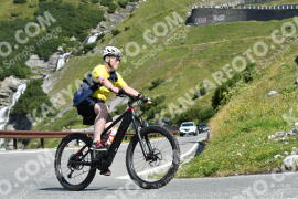 Photo #2398437 | 25-07-2022 10:36 | Passo Dello Stelvio - Waterfall curve BICYCLES