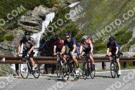 Photo #2109137 | 08-06-2022 10:10 | Passo Dello Stelvio - Waterfall curve BICYCLES