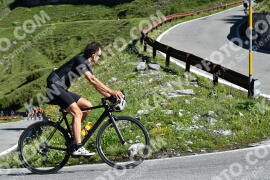 Photo #2183606 | 25-06-2022 09:34 | Passo Dello Stelvio - Waterfall curve BICYCLES