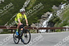 Photo #2173412 | 21-06-2022 10:26 | Passo Dello Stelvio - Waterfall curve BICYCLES