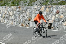 Fotó #2138327 | 17-06-2022 15:28 | Passo Dello Stelvio - Vízesés kanyar Bicajosok