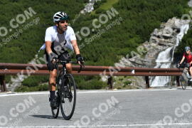 Photo #2412312 | 26-07-2022 10:22 | Passo Dello Stelvio - Waterfall curve BICYCLES