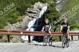 Photo #2183372 | 25-06-2022 09:19 | Passo Dello Stelvio - Waterfall curve BICYCLES