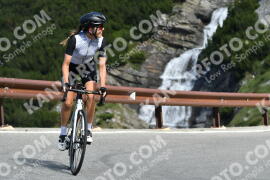 Photo #2252991 | 08-07-2022 09:58 | Passo Dello Stelvio - Waterfall curve BICYCLES