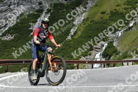 Photo #2431521 | 29-07-2022 11:21 | Passo Dello Stelvio - Waterfall curve BICYCLES