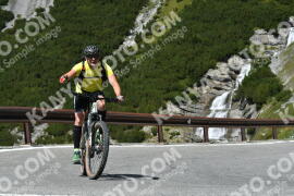Photo #2606873 | 12-08-2022 12:39 | Passo Dello Stelvio - Waterfall curve BICYCLES