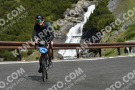 Photo #2129296 | 13-06-2022 10:30 | Passo Dello Stelvio - Waterfall curve BICYCLES