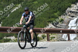 Photo #2355682 | 19-07-2022 12:57 | Passo Dello Stelvio - Waterfall curve BICYCLES