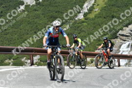 Photo #2355179 | 19-07-2022 11:53 | Passo Dello Stelvio - Waterfall curve BICYCLES