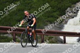 Foto #3927622 | 17-08-2023 11:38 | Passo Dello Stelvio - Waterfall Kehre BICYCLES
