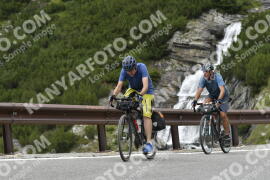 Foto #3799442 | 10-08-2023 13:20 | Passo Dello Stelvio - Waterfall Kehre BICYCLES