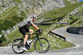 Photo #2336701 | 17-07-2022 10:33 | Passo Dello Stelvio - Waterfall curve BICYCLES