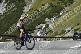 Photo #2718236 | 23-08-2022 12:14 | Passo Dello Stelvio - Waterfall curve BICYCLES