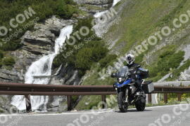 Photo #3254027 | 27-06-2023 11:41 | Passo Dello Stelvio - Waterfall curve