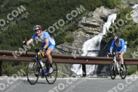 Photo #3280058 | 29-06-2023 09:40 | Passo Dello Stelvio - Waterfall curve BICYCLES