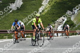 Photo #2307088 | 15-07-2022 10:35 | Passo Dello Stelvio - Waterfall curve BICYCLES