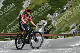 Photo #2336503 | 17-07-2022 10:07 | Passo Dello Stelvio - Waterfall curve BICYCLES