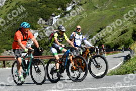 Photo #2183916 | 25-06-2022 09:49 | Passo Dello Stelvio - Waterfall curve BICYCLES