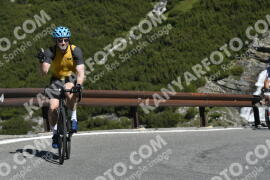 Fotó #3359638 | 05-07-2023 09:52 | Passo Dello Stelvio - Vízesés kanyar Bicajosok