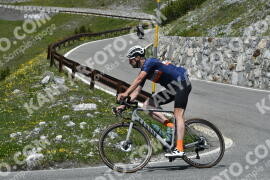 Photo #3241301 | 26-06-2023 13:30 | Passo Dello Stelvio - Waterfall curve BICYCLES