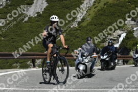 Photo #3226338 | 25-06-2023 10:41 | Passo Dello Stelvio - Waterfall curve BICYCLES