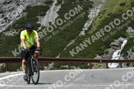 Photo #2169212 | 20-06-2022 12:08 | Passo Dello Stelvio - Waterfall curve BICYCLES