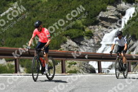 Photo #2159971 | 19-06-2022 13:17 | Passo Dello Stelvio - Waterfall curve BICYCLES