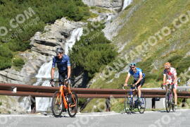 Photo #2710810 | 22-08-2022 10:48 | Passo Dello Stelvio - Waterfall curve BICYCLES