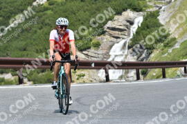 Photo #2363716 | 21-07-2022 11:27 | Passo Dello Stelvio - Waterfall curve BICYCLES