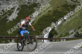 Photo #3171529 | 19-06-2023 10:27 | Passo Dello Stelvio - Waterfall curve BICYCLES