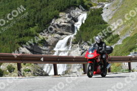Photo #2509842 | 04-08-2022 14:18 | Passo Dello Stelvio - Waterfall curve