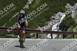 Photo #3516451 | 17-07-2023 11:02 | Passo Dello Stelvio - Waterfall curve BICYCLES