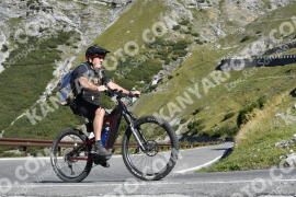 Photo #2740336 | 25-08-2022 10:05 | Passo Dello Stelvio - Waterfall curve BICYCLES