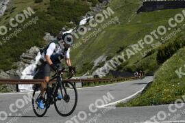 Photo #3102125 | 15-06-2023 09:53 | Passo Dello Stelvio - Waterfall curve BICYCLES