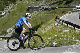 Photo #3604670 | 28-07-2023 10:25 | Passo Dello Stelvio - Waterfall curve BICYCLES