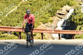 Photo #2183338 | 25-06-2022 09:14 | Passo Dello Stelvio - Waterfall curve BICYCLES