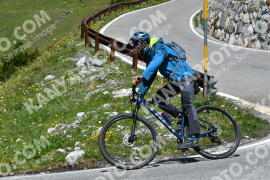 Photo #2191582 | 25-06-2022 12:56 | Passo Dello Stelvio - Waterfall curve BICYCLES