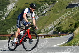 Photo #2397652 | 25-07-2022 09:45 | Passo Dello Stelvio - Waterfall curve BICYCLES