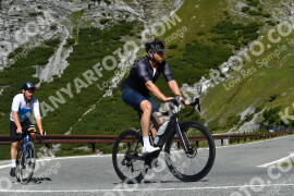 Photo #3985548 | 20-08-2023 10:49 | Passo Dello Stelvio - Waterfall curve BICYCLES