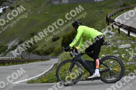 Photo #3123360 | 17-06-2023 09:40 | Passo Dello Stelvio - Waterfall curve BICYCLES