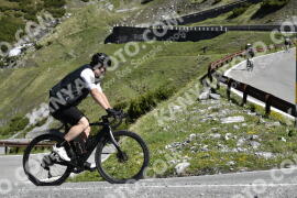 Photo #2104707 | 06-06-2022 10:07 | Passo Dello Stelvio - Waterfall curve BICYCLES