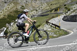 Foto #2076752 | 01-06-2022 11:02 | Passo Dello Stelvio - Waterfall Kehre BICYCLES