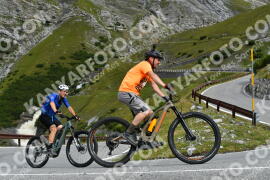 Photo #3925444 | 17-08-2023 10:09 | Passo Dello Stelvio - Waterfall curve BICYCLES