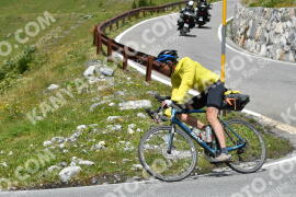 Photo #2418753 | 27-07-2022 13:13 | Passo Dello Stelvio - Waterfall curve BICYCLES