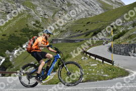 Photo #3618420 | 29-07-2023 10:26 | Passo Dello Stelvio - Waterfall curve BICYCLES