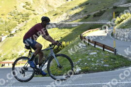 Photo #3224826 | 25-06-2023 09:11 | Passo Dello Stelvio - Waterfall curve BICYCLES