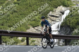 Photo #3555543 | 23-07-2023 10:09 | Passo Dello Stelvio - Waterfall curve BICYCLES