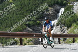 Photo #2385059 | 24-07-2022 15:41 | Passo Dello Stelvio - Waterfall curve BICYCLES