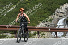 Photo #2680708 | 17-08-2022 10:10 | Passo Dello Stelvio - Waterfall curve BICYCLES